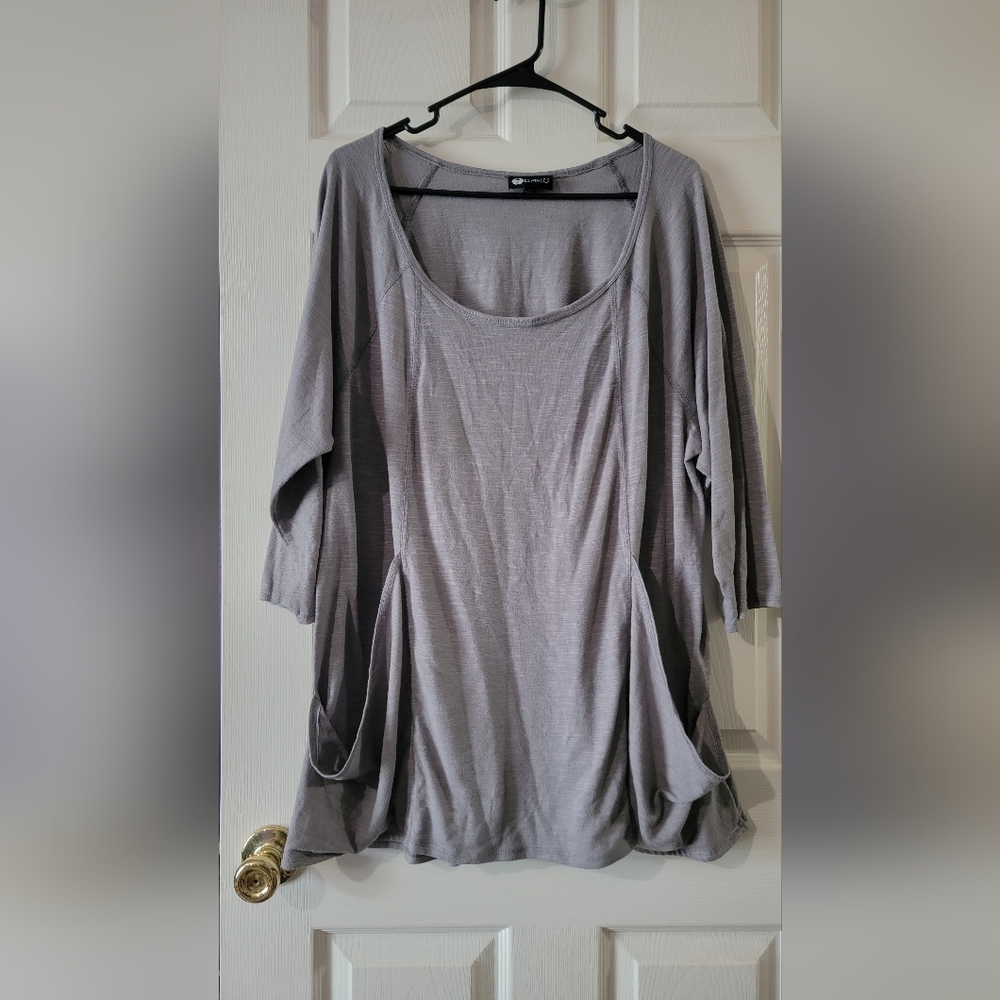 BAKU Size 3X Flowly Gray Tunic top